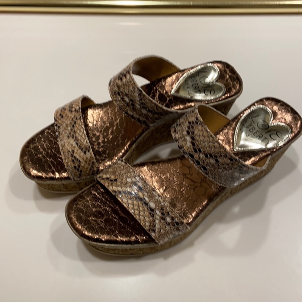 HP❤️Love and Liberty cork wedge sandals. Size 38 (8). Tan, brown, and black. NWB
